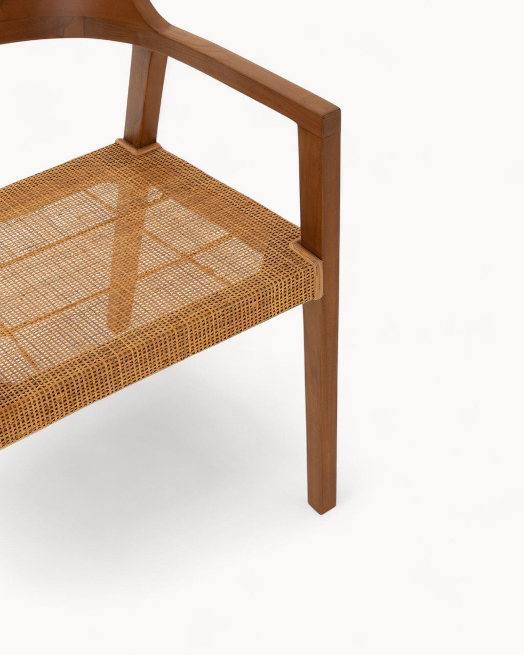 Comfortabele Eetkamerstoel van Teak en Rotan in Bruin – Duurzaam en Stijlvol voor Eettafel en Stoelen Eetkamer 5
