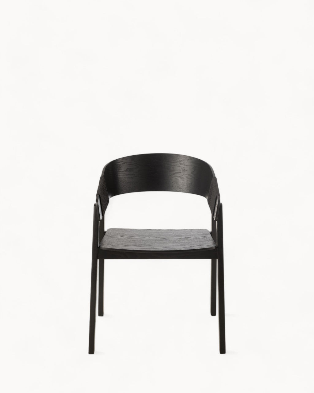 Eetkamerstoel van Essenhout met Zwart Touw – Minimalistisch en Comfortabel Ontwerp voor Moderne Interieurs 1