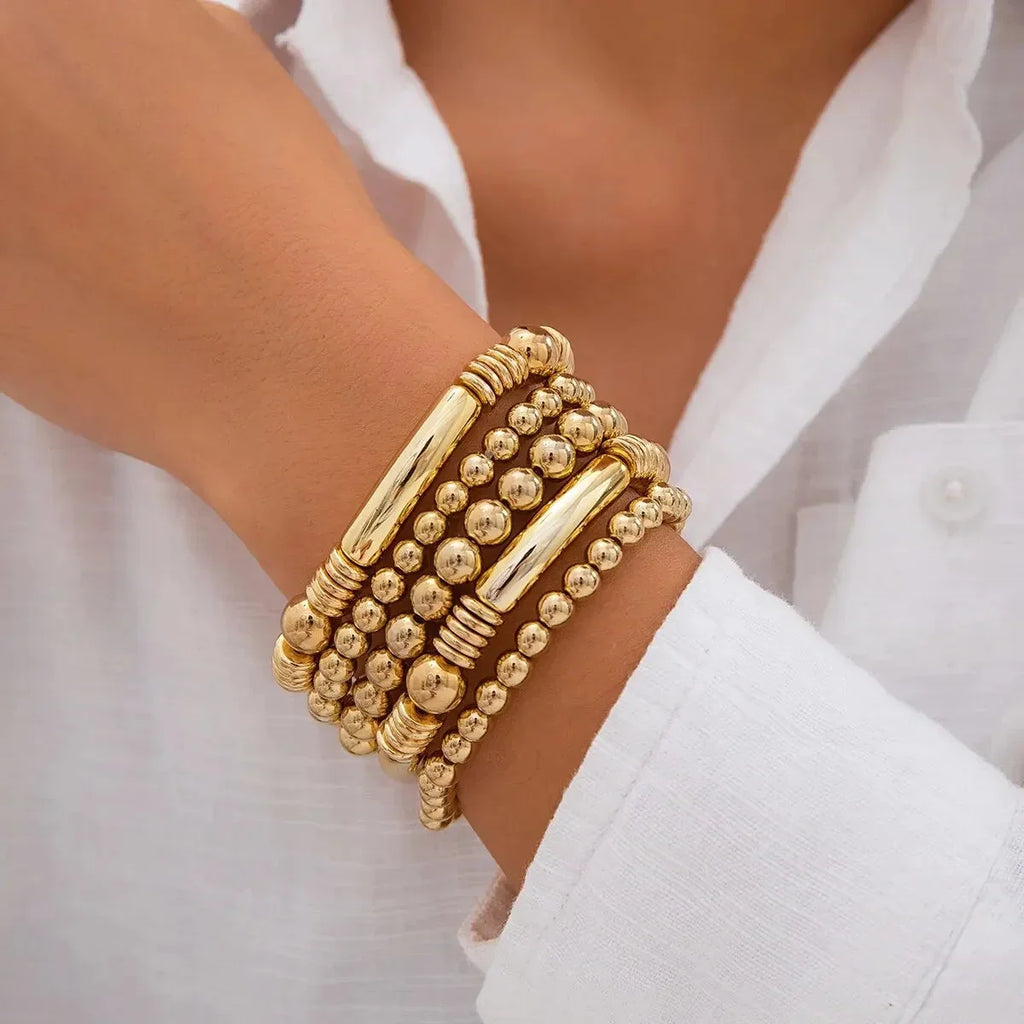 Flōre | 5-Delige Kralenarmbandenset voor Dames - Luxe Minimalistische Kralen Armbanden Set & Verstelbare Dunne Polsband Sieraden Goud
