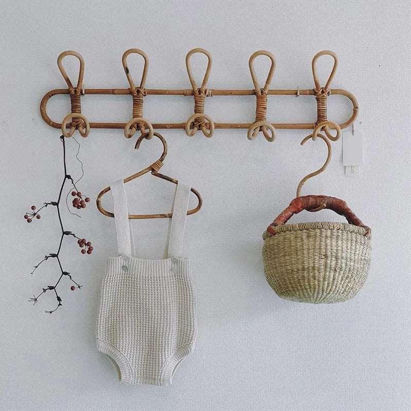 Rotan Muurhaak voor Natuurlijke Decoratie – 3 of 5 Haken, Duurzaam en Lichtgewicht, Perfect voor Kleding en Accessoires 5 haken 58*8*20cm