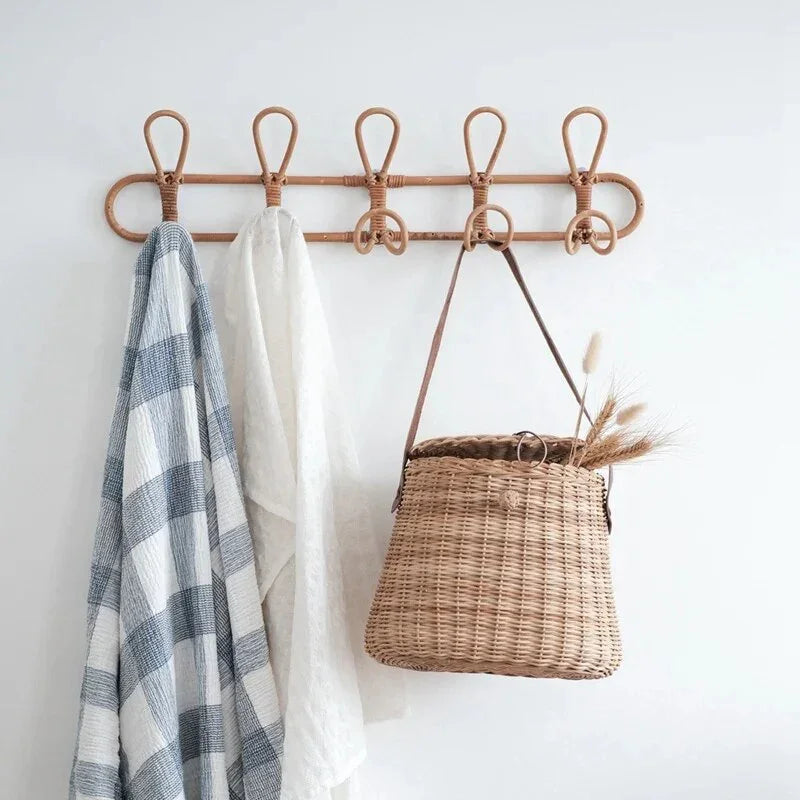 Rotan Muurhaak voor Natuurlijke Decoratie – 3 of 5 Haken, Duurzaam en Lichtgewicht, Perfect voor Kleding en Accessoires
