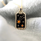 Tarotkaarten Ketting – Tarot Hanger Ketting van Roestvrij Staal, Zon, Maan, Ster & Wereld, Elk met Eigen Betekenis – Amore Ster