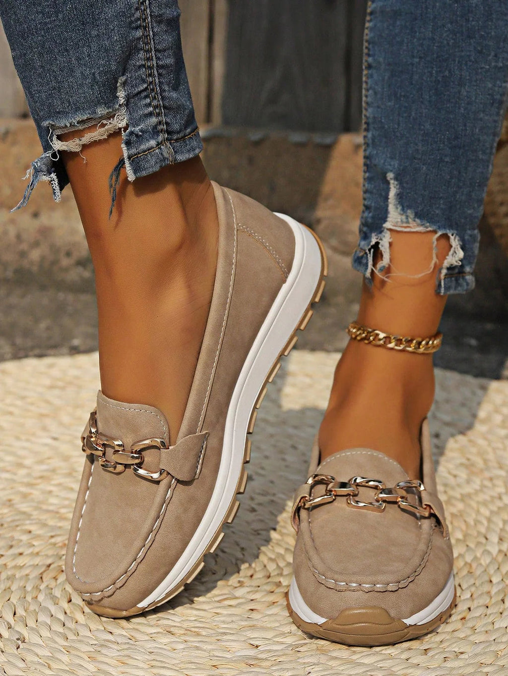 Sienna | Zwarte Loafers Dames - Elegante Slip-On met Gespdetail Khaki