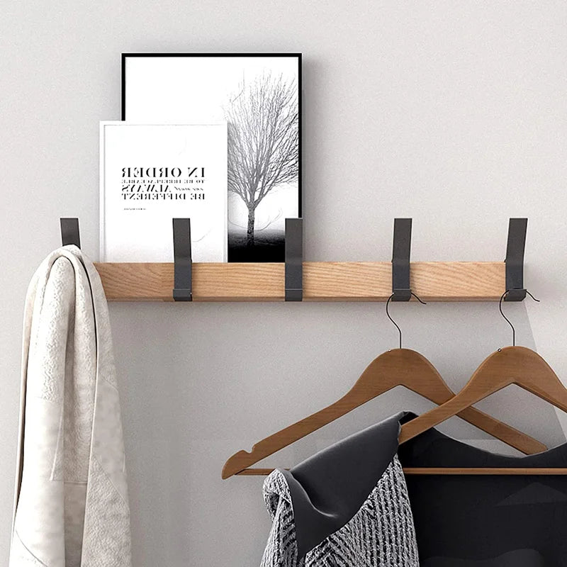 Verplaatsbare Zwarte Wandkapstok met Dubbele Haken van Hout en Aluminium - Nordic Design voor Hal en Slaapkamer