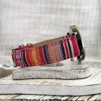 Amore Vintage Dameshorloge met Regenboog Patroon en Gevlochten Band